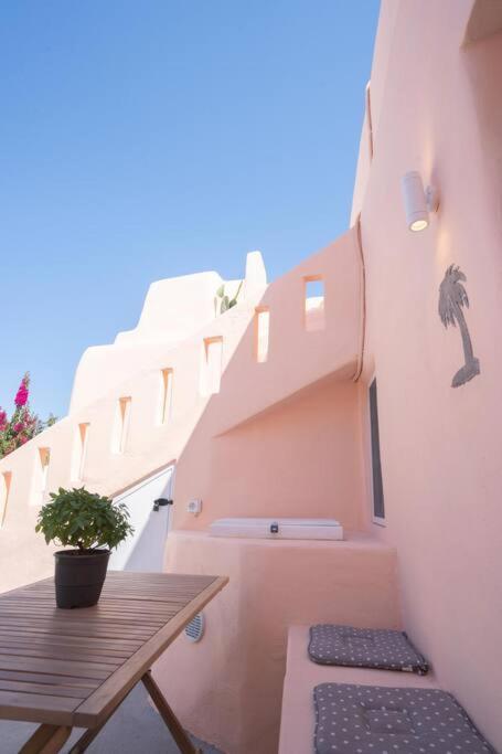 Vila Santorini Oasis- Cave House Fira  Exteriér fotografie